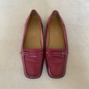 Liz Claiborne red square toe loafers
